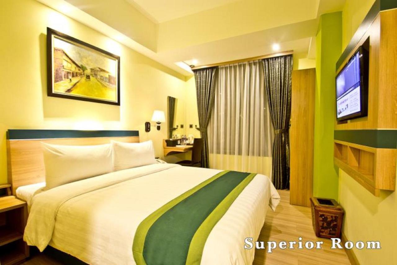 Green Batara Hotel Bandung Exterior foto