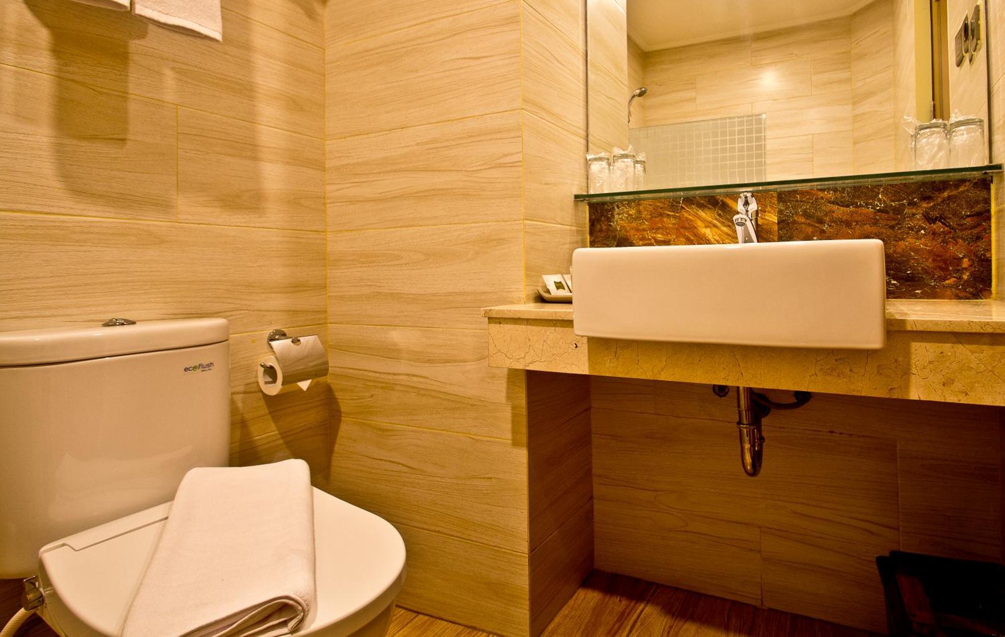 Green Batara Hotel Bandung Zimmer foto